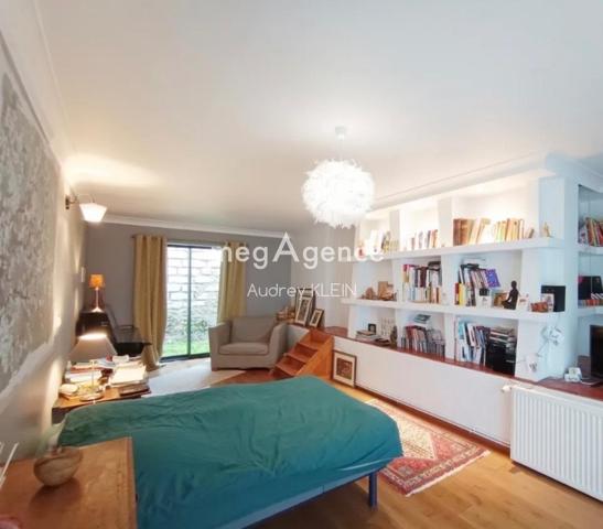 Maison à SAINT-CLEMENT, 89100 - 6 pièces 205m²