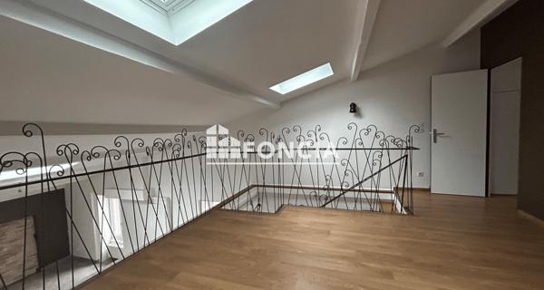 Location Appartement 5 pièces 181.29 m² - Villefranche-sur-saône 69400