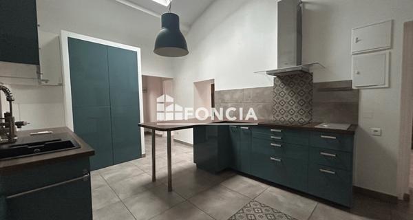 Location Appartement 5 pièces 181.29 m² - Villefranche-sur-saône 69400