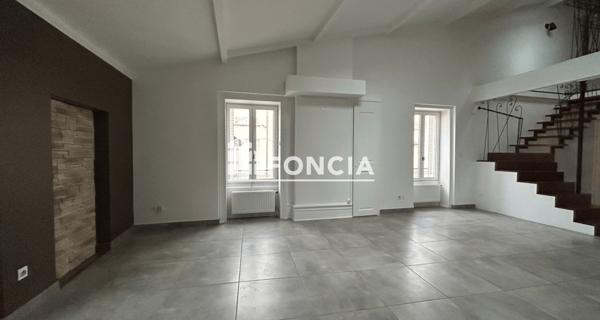 Location Appartement 5 pièces 181.29 m² - Villefranche-sur-saône 69400