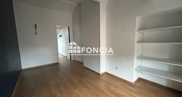 Location Appartement 5 pièces 181.29 m² - Villefranche-sur-saône 69400