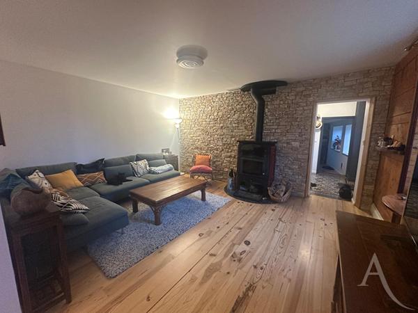 Maison Lommoye 5 pièce(s) 100.76 m2 + Dépendance de 25 m2