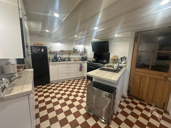 Maison Lommoye 5 pièce(s) 100.76 m2 + Dépendance de 25 m2