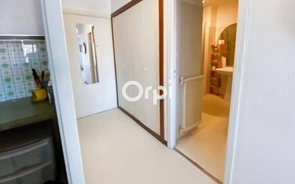 Appartement à vendre    1 pièce • 42 m2 Martigues