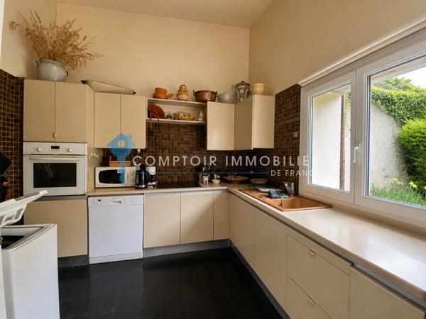 Maison
                                                                                                                                                                                                                                                                                                                        6 pièce(s)                                                                                                                                                                                                          4 chambre(s)                                                                                                                                                                                                          185  m²