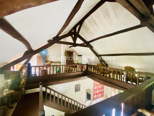 Maison
                                                                                                                                                                                                                                                                                                                        6 pièce(s)                                                                                                                                                                                                          4 chambre(s)                                                                                                                                                                                                          185  m²