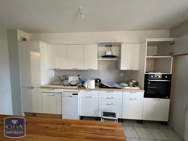 Appartement à louer 3 pièces 73.8m² Saint-Alban-Leysse (73230)