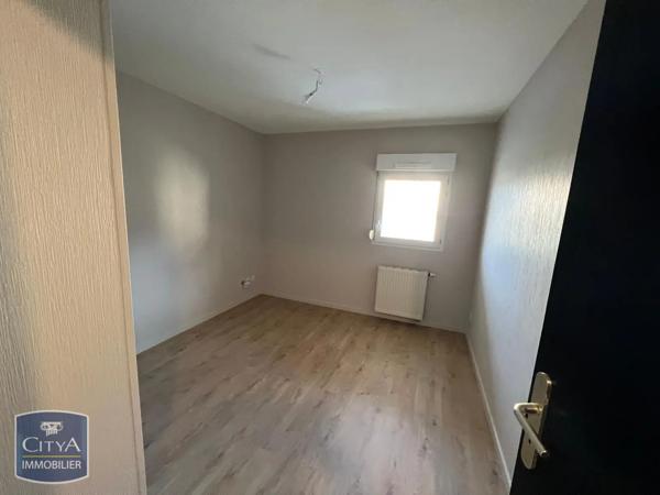 Appartement à louer 3 pièces 73.8m² Saint-Alban-Leysse (73230)