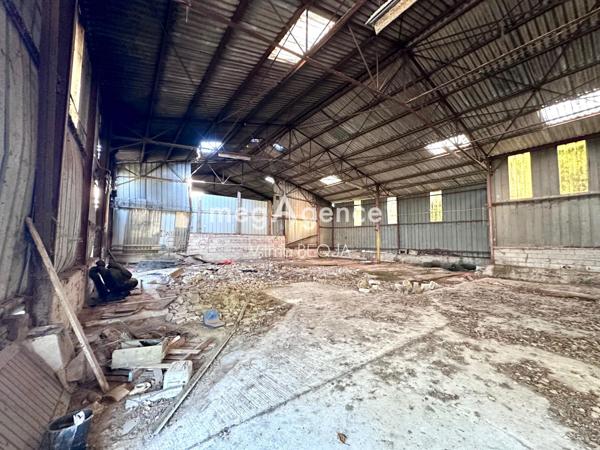 Local Commercial à SENS, 89100 - 10 pièces 2500m²