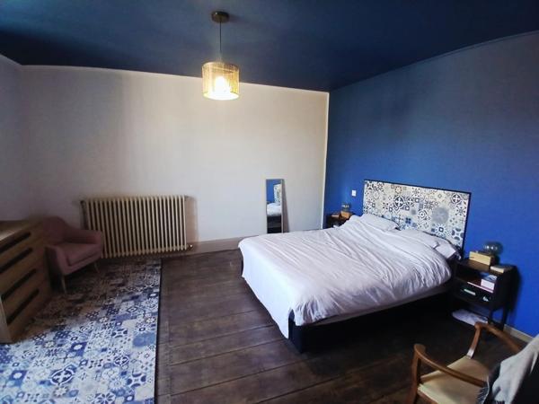 NERSAC (16) Maison rénovée avec dépendance exceptionnelle