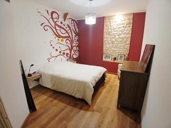 NERSAC (16) Maison rénovée avec dépendance exceptionnelle