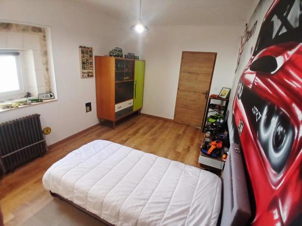 NERSAC (16) Maison rénovée avec dépendance exceptionnelle