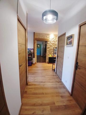NERSAC (16) Maison rénovée avec dépendance exceptionnelle