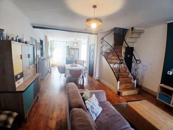 NERSAC (16) Maison rénovée avec dépendance exceptionnelle