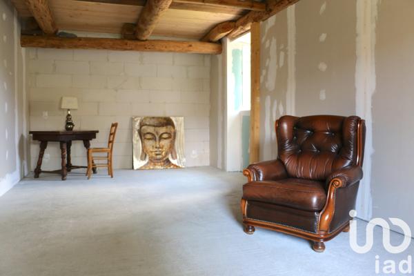 Maison à vendre 4 pièces 93 m² Saint-Bonnet-le-Chastel