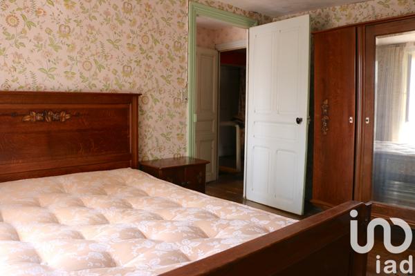 Maison à vendre 4 pièces 93 m² Saint-Bonnet-le-Chastel