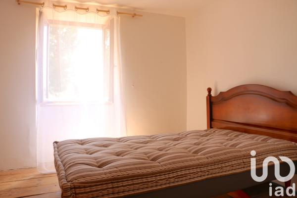 Maison à vendre 4 pièces 93 m² Saint-Bonnet-le-Chastel