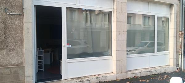 Rodez, Local en rez-de-chaussée de 34 m² environ