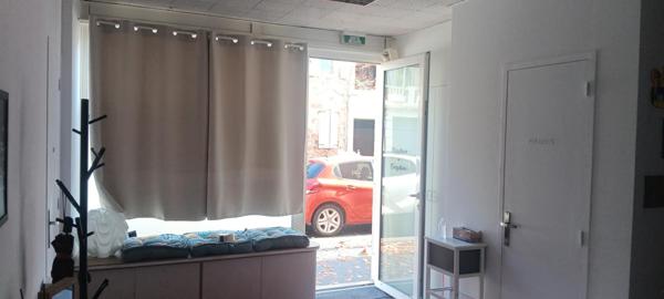 Rodez, Local en rez-de-chaussée de 34 m² environ
