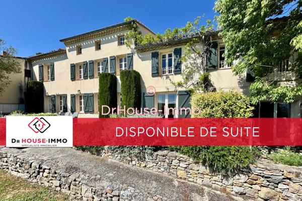 Bien immobilier à vendre 20 pièces de 809 m²