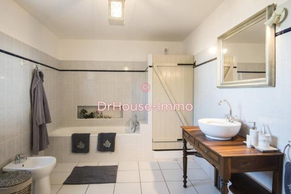 Bien immobilier à vendre 20 pièces de 809 m²
