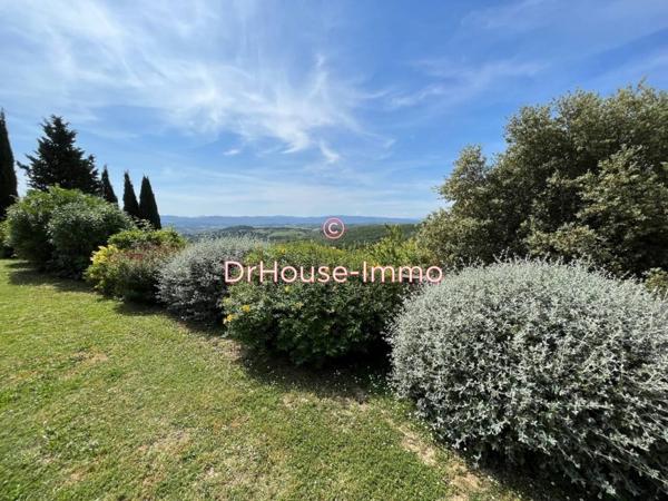 Bien immobilier à vendre 20 pièces de 809 m²