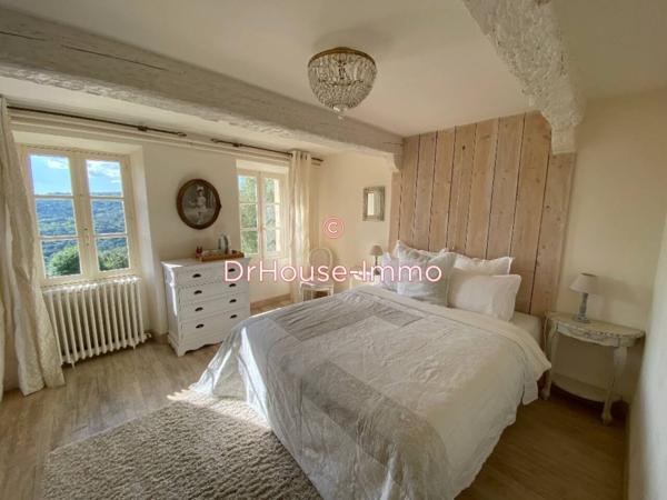 Bien immobilier à vendre 20 pièces de 809 m²