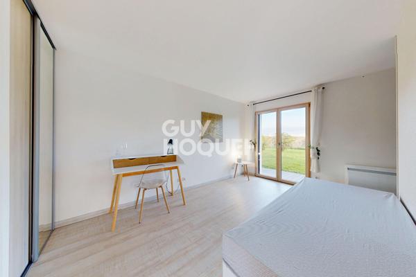 Élégante maison F3 de plain pied avec piscine et terrain clos