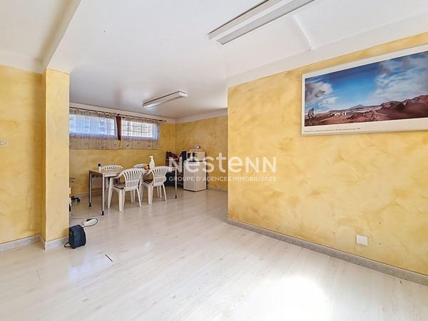 A Vendre local commercial à Laragne-Montéglin