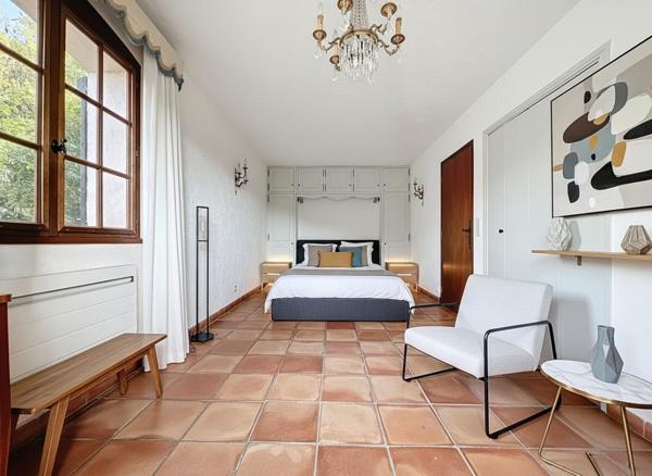 Maison Auribeau Sur Siagne 6 pièces 162 m²  Terrain de 2155 m²