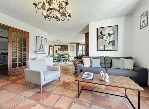 Maison Auribeau Sur Siagne 6 pièces 162 m²  Terrain de 2155 m²