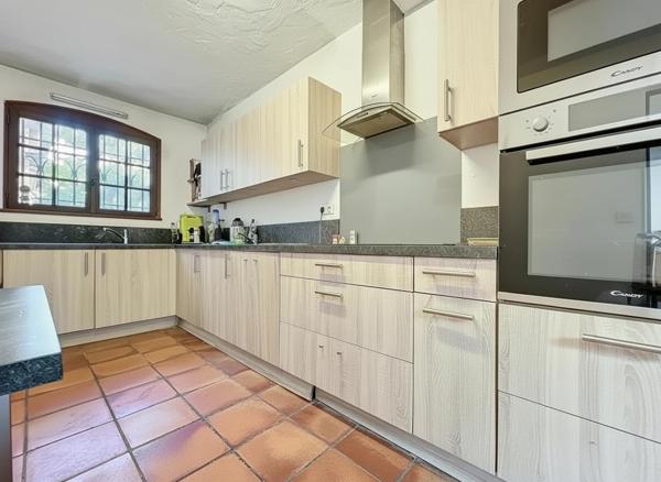 Maison Auribeau Sur Siagne 6 pièces 162 m²  Terrain de 2155 m²