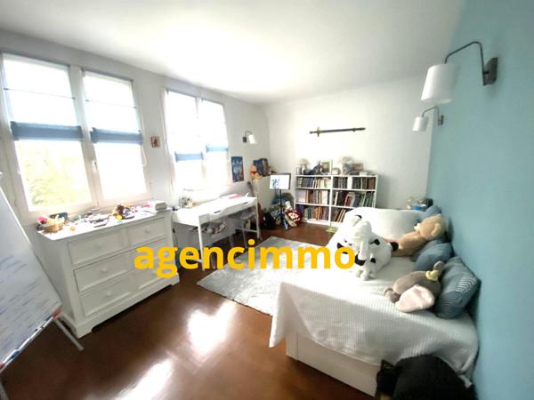 À vendre - Maison bourgeoise, 8 pièces située à Chennevières-sur-Marne (94430)