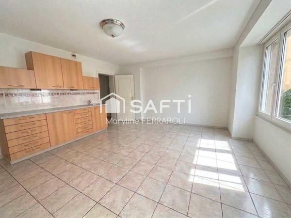 Appartement au rez-de-chaussée - Meinau Baggersee