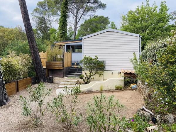 Vente Terrain 300 m2 à Fréjus