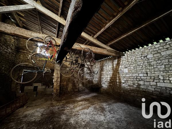 Parking à vendre 591 m² Consac