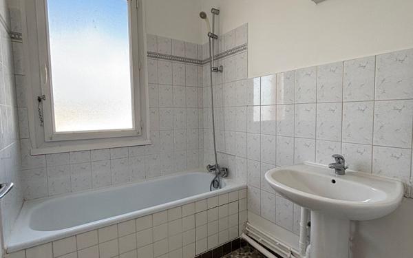 Appartement à louer    2 pièces •  Les Ulis