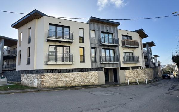 Appartement à vendre    3 pièces • 68 m2 Brest