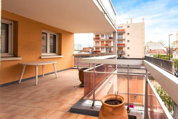 Appartement à vendre    5 pièces • 105 m2 Chelles