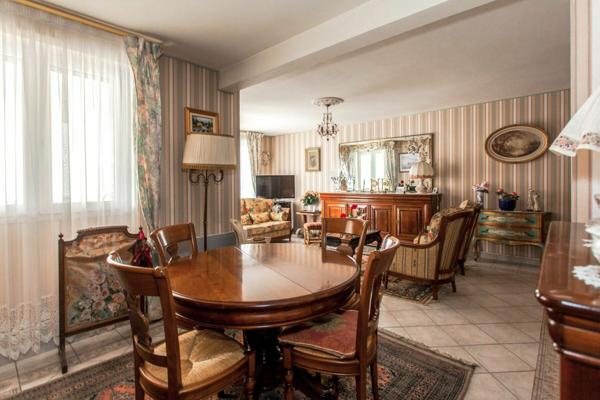 Appartement à vendre    5 pièces • 105 m2 Chelles