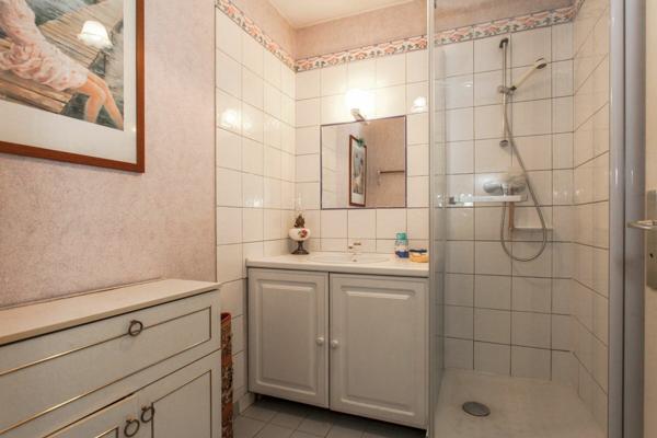 Appartement à vendre    5 pièces • 105 m2 Chelles