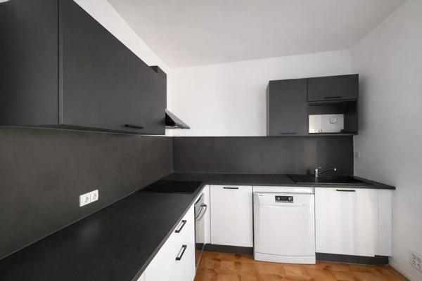 Appartement T3/T4 – 84 m² + terrasse – Pietranera – Vue mer – Ascenseur – Cave + parking