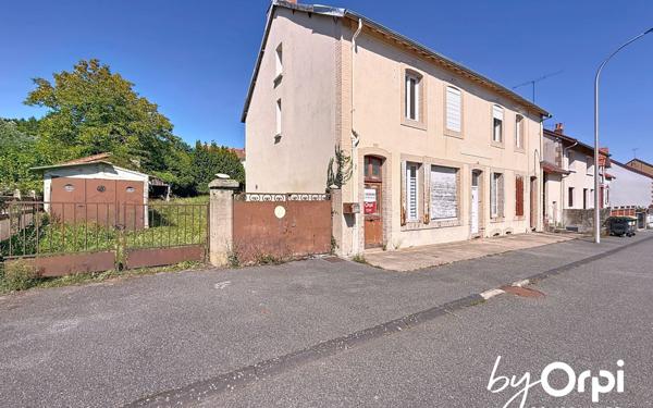 Maison à vendre    10 pièces •  Saint-Éloy-les-Mines