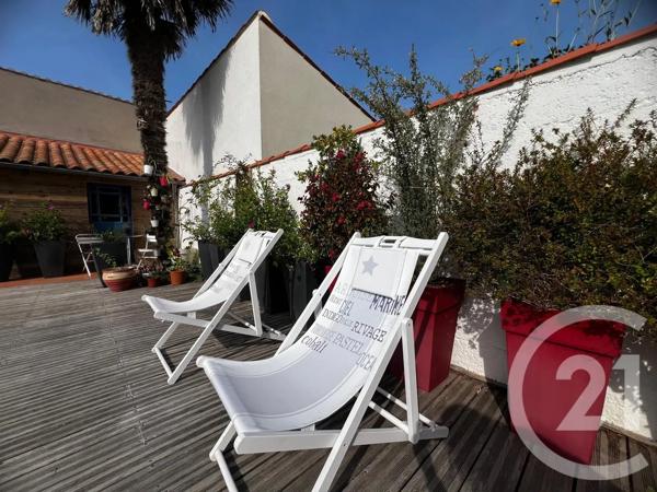 Maison à vendre  6 pièces - 140 m 2   FOURAS  - 17