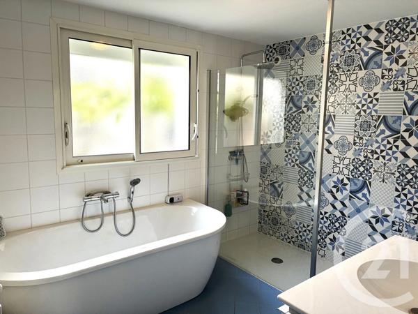 Maison à vendre  6 pièces - 140 m 2   FOURAS  - 17