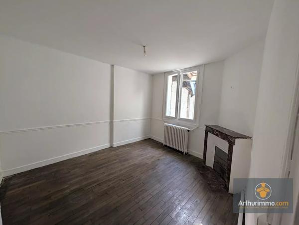 Vente                                                      Appartement
                        
                                         58 m2                     à Noyon
