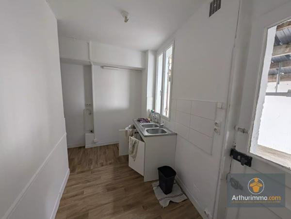 Vente                                                      Appartement
                        
                                         58 m2                     à Noyon