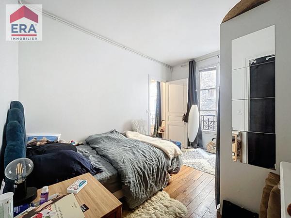 A VENDRE - RUE DE VAUGIRARD - 2 PIECES 29m²