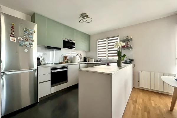 Appartement Vitry Sur Seine 4 pièces- Vitry sur Ardoines - 79 m²