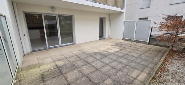 Magnifique appartement T3 avec grande terrasse gare à pied